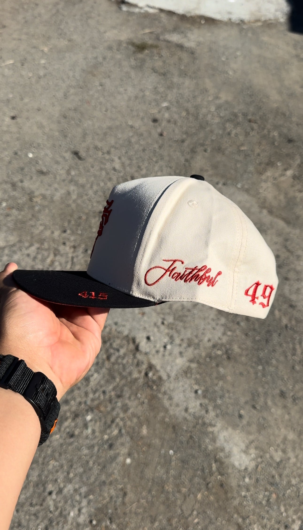 SF (Red/Cream/Black)